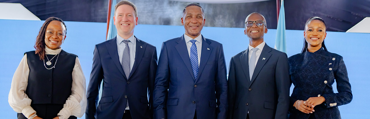 republic-of-botswana-and-de-beers-group-confirm-diamond-partnership Botswana