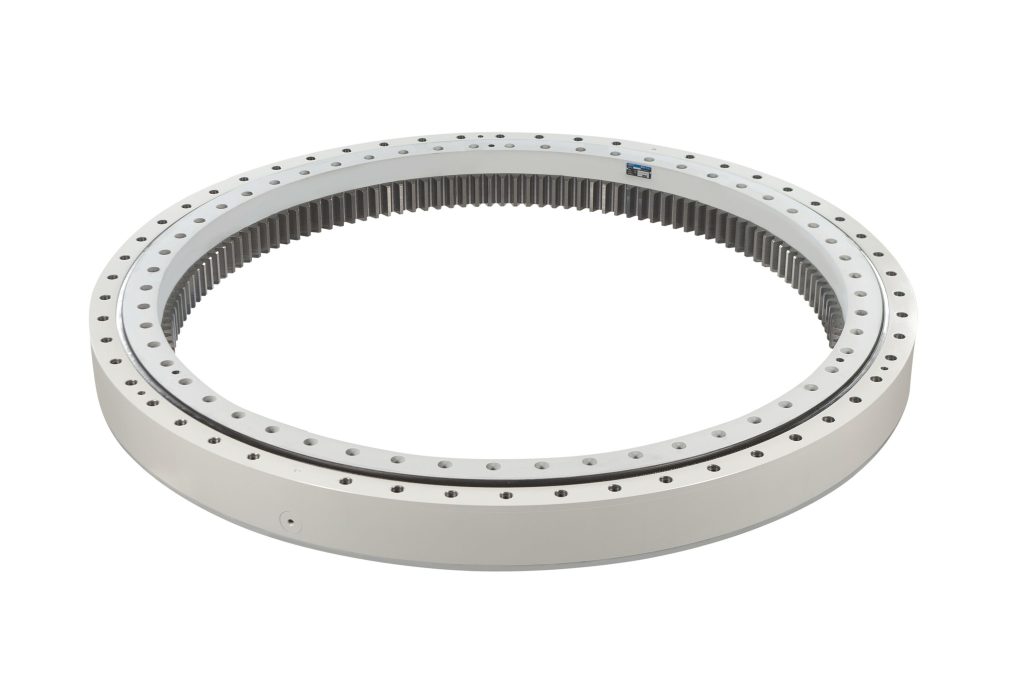 Premium slewing rings, multidisciplinary excellence and reduced ownership costs – SKF supports customers across the full value chain