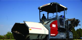 Dynapac Feeder delivers 2 000 hours, zero breakdowns – Tau Pele praises brand as roadbuilding leader